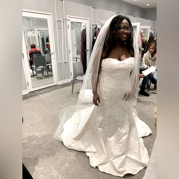 Oleg Cassini Dresses & Skirts - Oleg Cassini size 16W